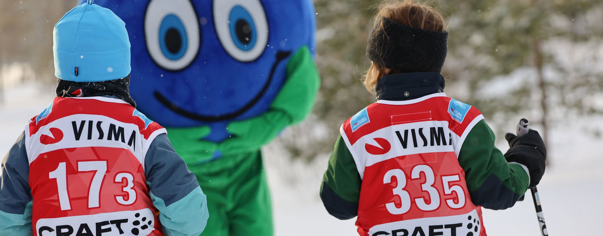 Barn som åker Bärraspåret och deltar i Barnensvasalopp i Orsa Grönklitt